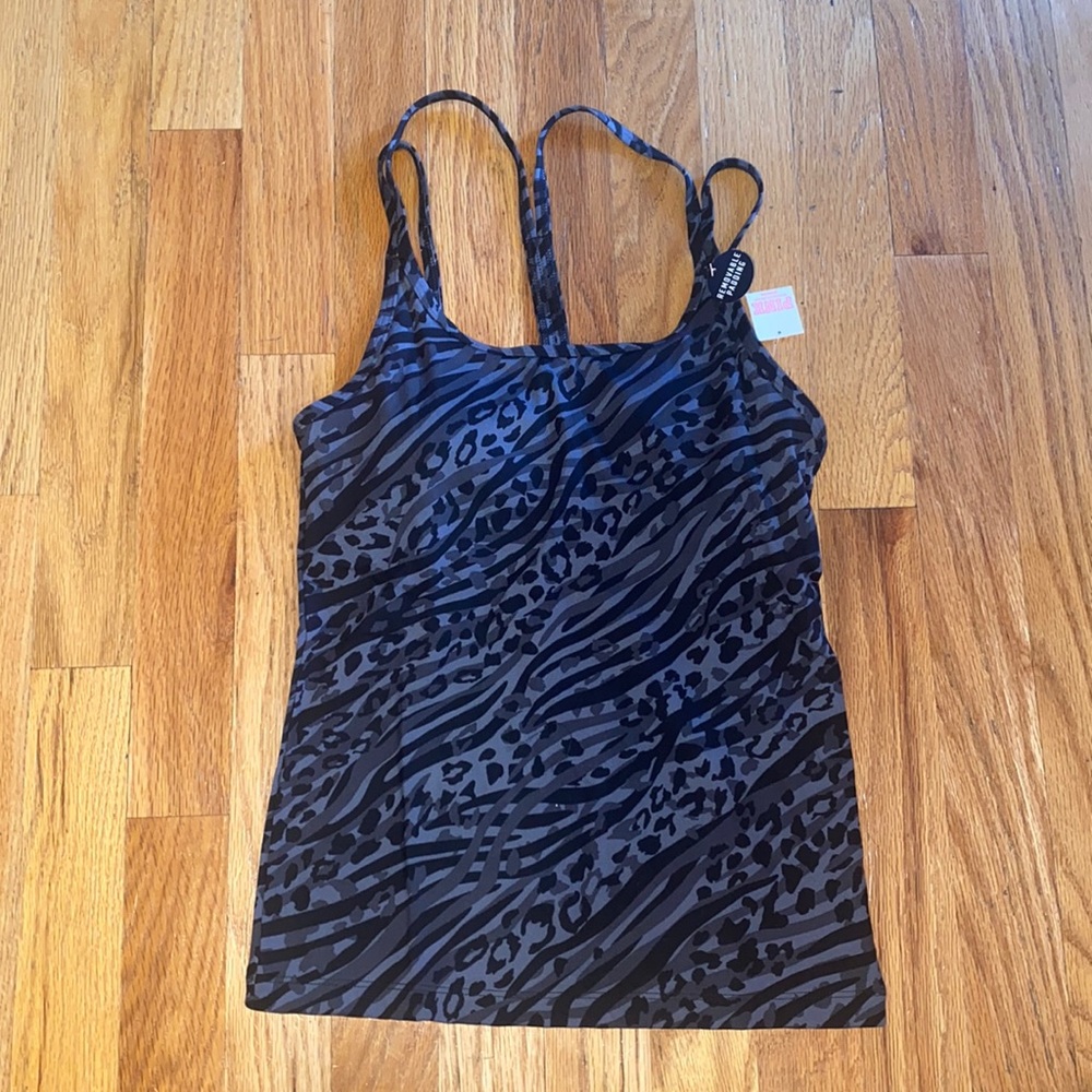 NEW Leopard Print Workout Top - Picture 2 of 4